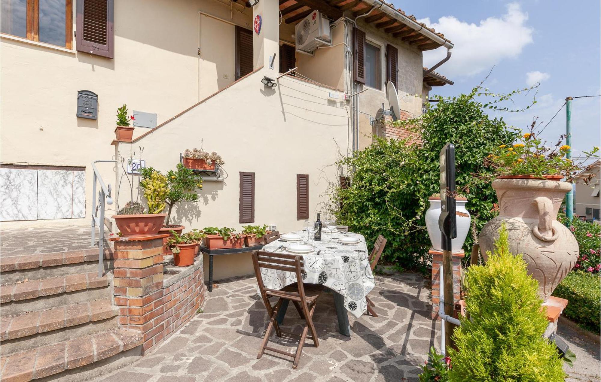 Awesome Home In Montefoscoli With Wifi Exterior photo